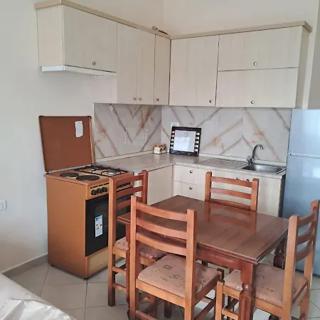 Апартаменты Beachfront Влёра